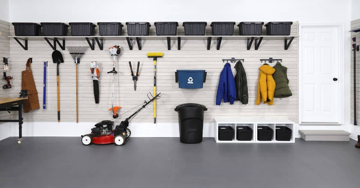 The Role of Slatwall Panels in Garage Organization