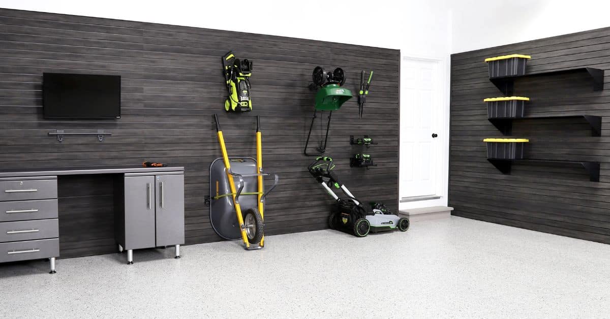 Seasonal Rotation Strategies for Garage Slatwall Storage